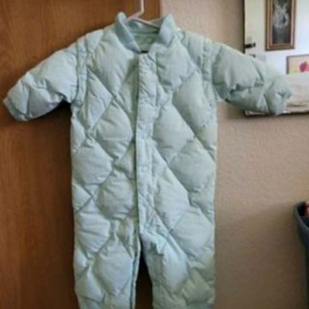 Baby snow suit /bunting/ full vest.  18 months size only worn 4-5 times.